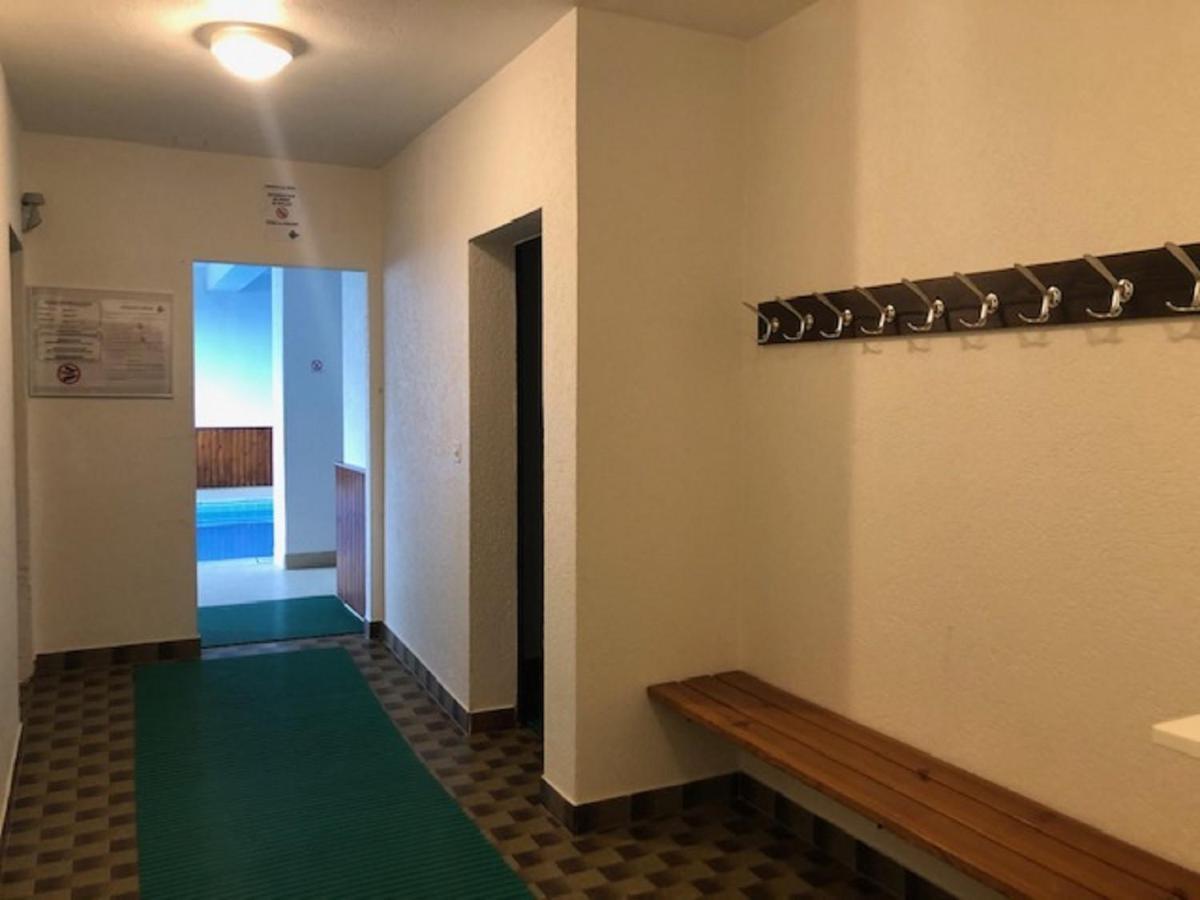 Pied-A-Terre In Crans-Montana, Pool And View - Swiss Alps Apartment Екстериор снимка