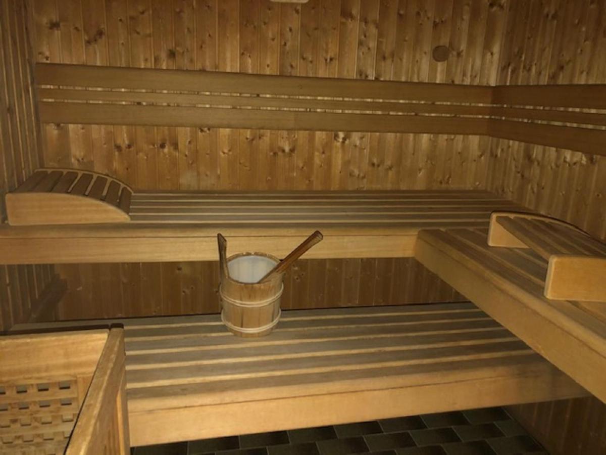 Pied-A-Terre In Crans-Montana, Pool And View - Swiss Alps Apartment Екстериор снимка
